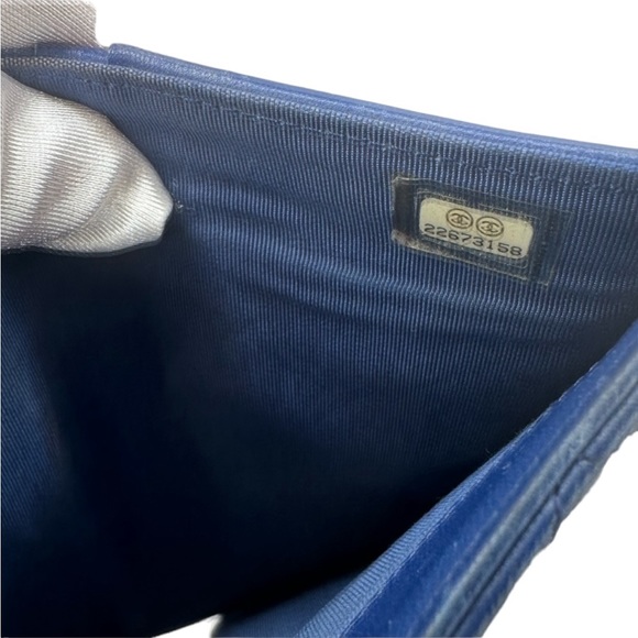 CHANEL Blue Quilted Calfskin Flap Bifold Wallet - Picture 14 of 15
